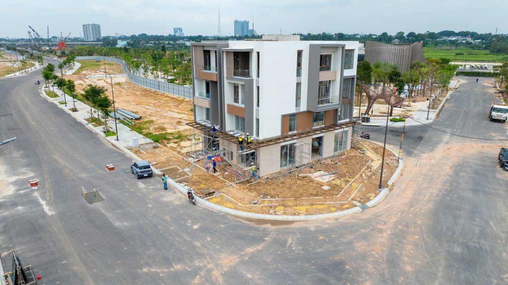 tiến độ nhà mẫu One Era tháng 10/2026